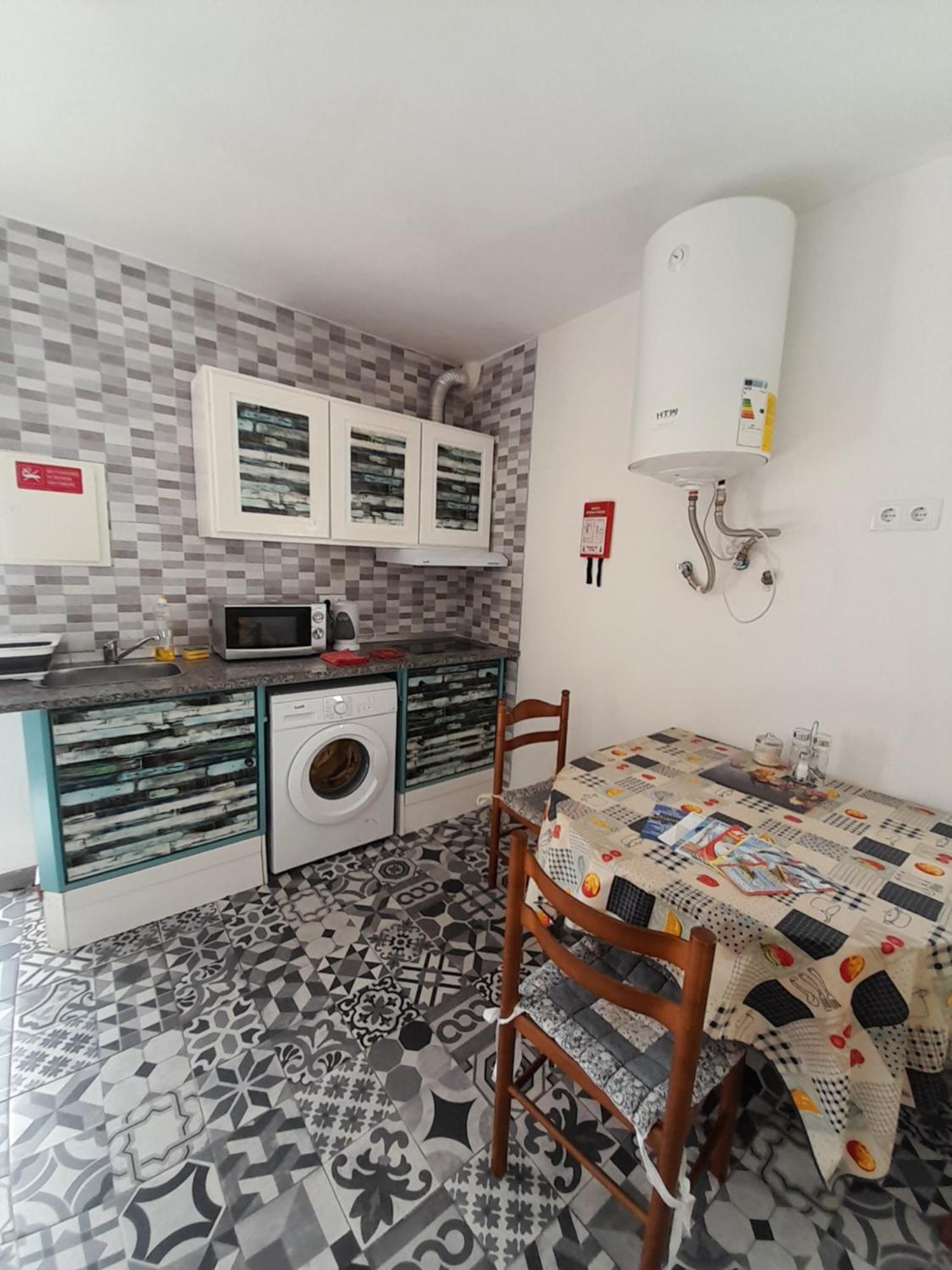 Tropicana One Bedroom Flat T1 With Garden Close To 8 Beaches Albufeira